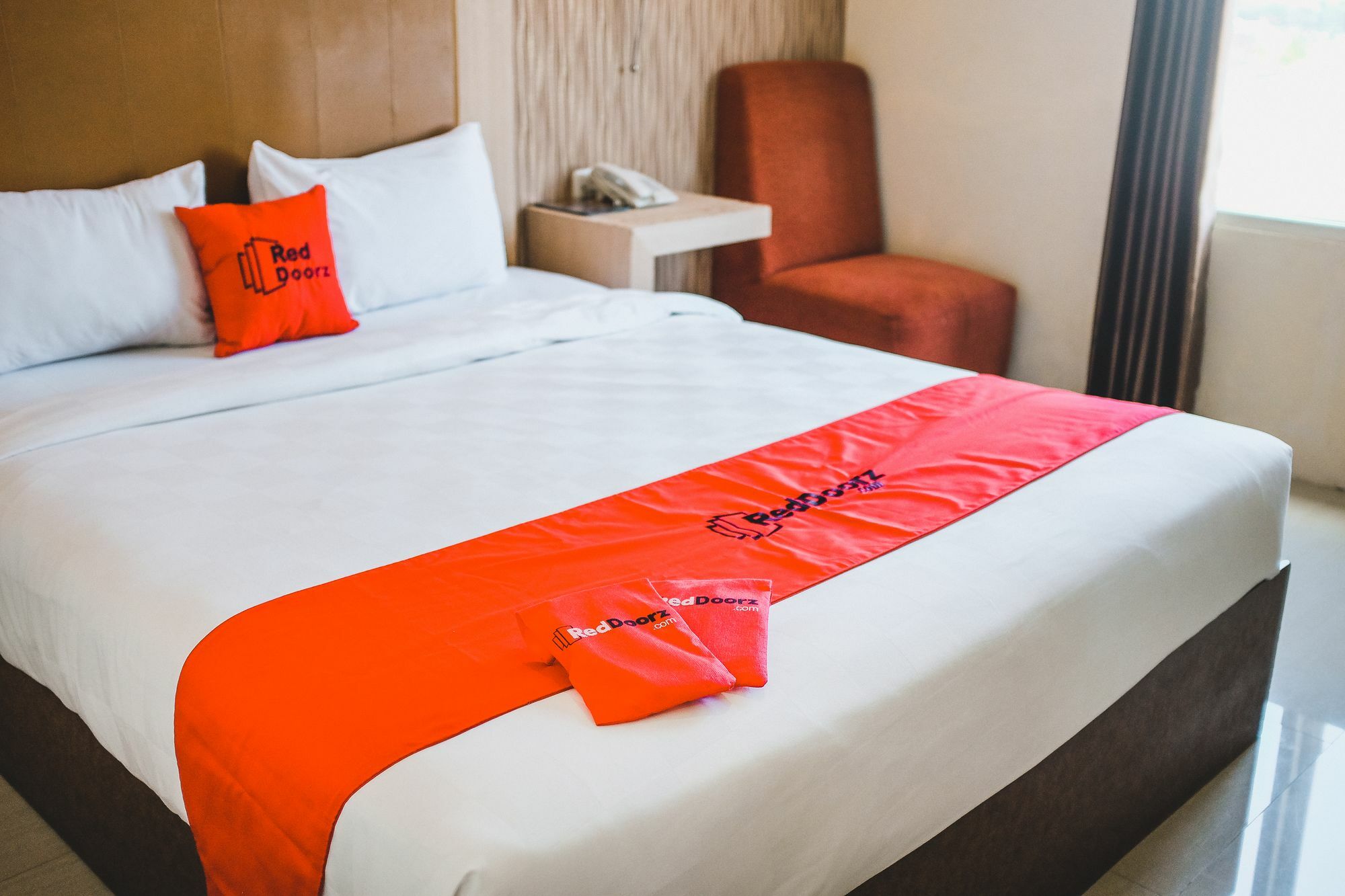 Reddoorz Plus Near Mall Panakukang Makassar Exterior foto